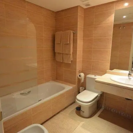 Puerto Bbanus Beaches And Marina, Playground The Rich & Famous, Is Only 1km Walk Away Apartment Marbella