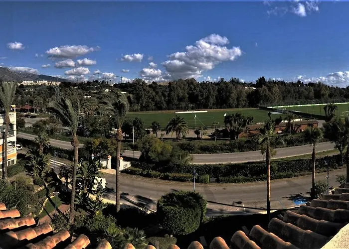 Puerto Bbanus Beaches And Marina, Playground The Rich & Famous, Is Only 1km Walk Away Marbella