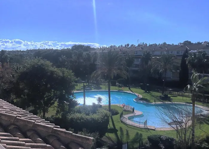 Puerto Bbanus Beaches And Marina, Playground The Rich & Famous, Is Only 1km Walk Away