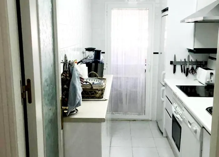 Puerto Bbanus Beaches And Marina, Playground The Rich & Famous, Is Only 1km Walk Away * Марбелья